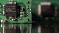 Apple is going to invest in chips Toshiba